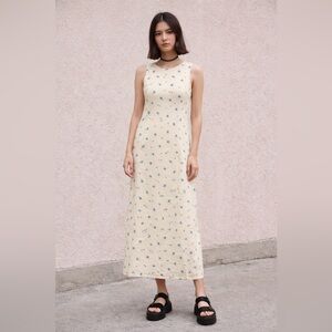 Dominic d’Bruzzi Vintage 90s Floral Maxi Dress Cream Minimalist